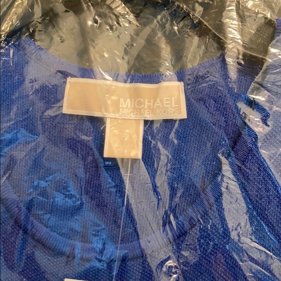 Dress - Picture 2 of 5